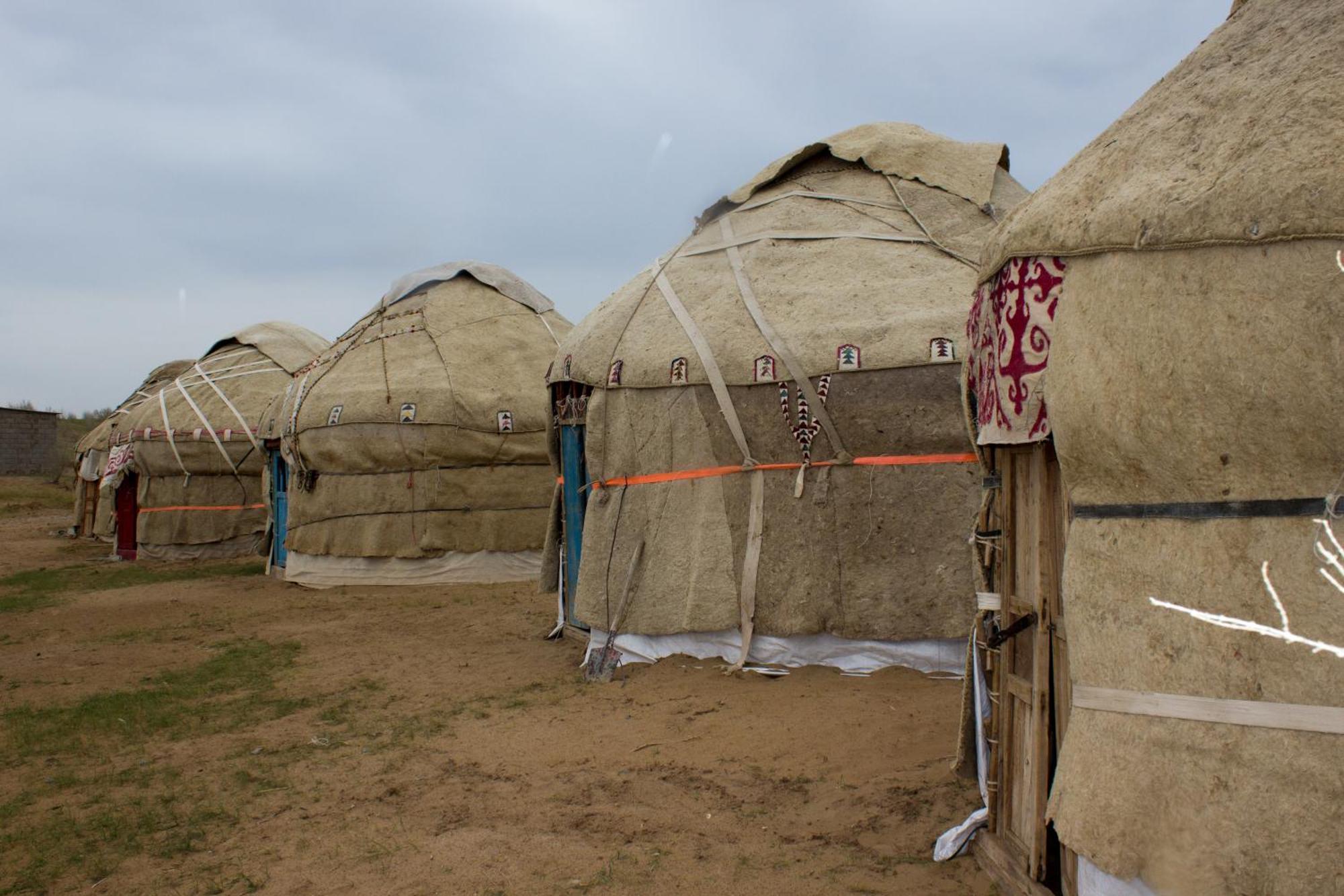 Authentic Uzbek Yurt Camp Eco-Friendly Hotel Nurota Exterior photo