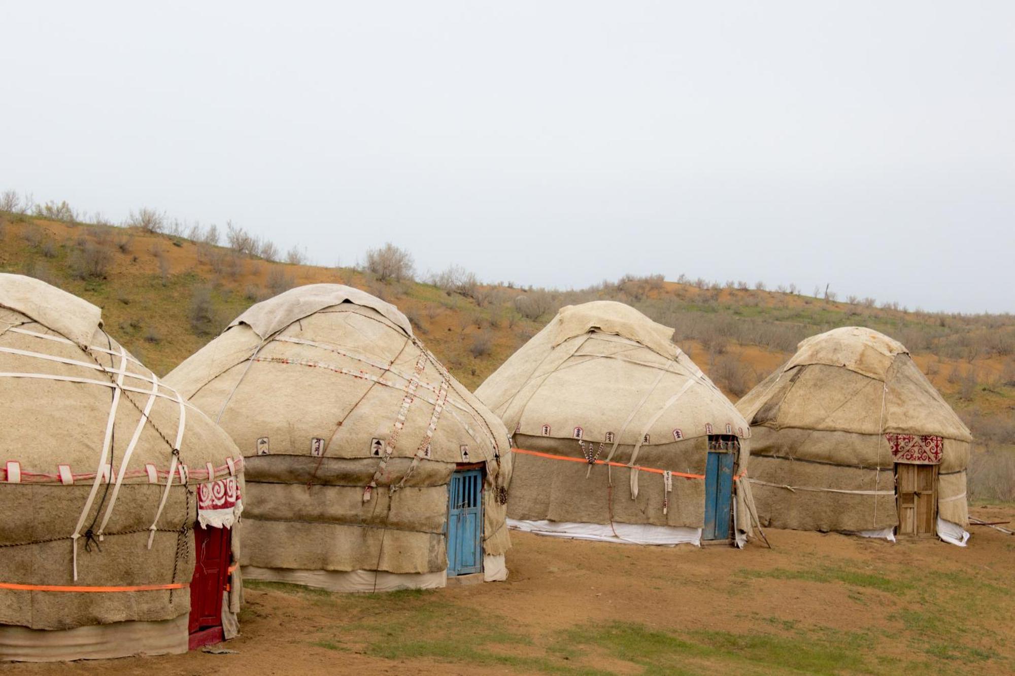Authentic Uzbek Yurt Camp Eco-Friendly Hotel Nurota Exterior photo