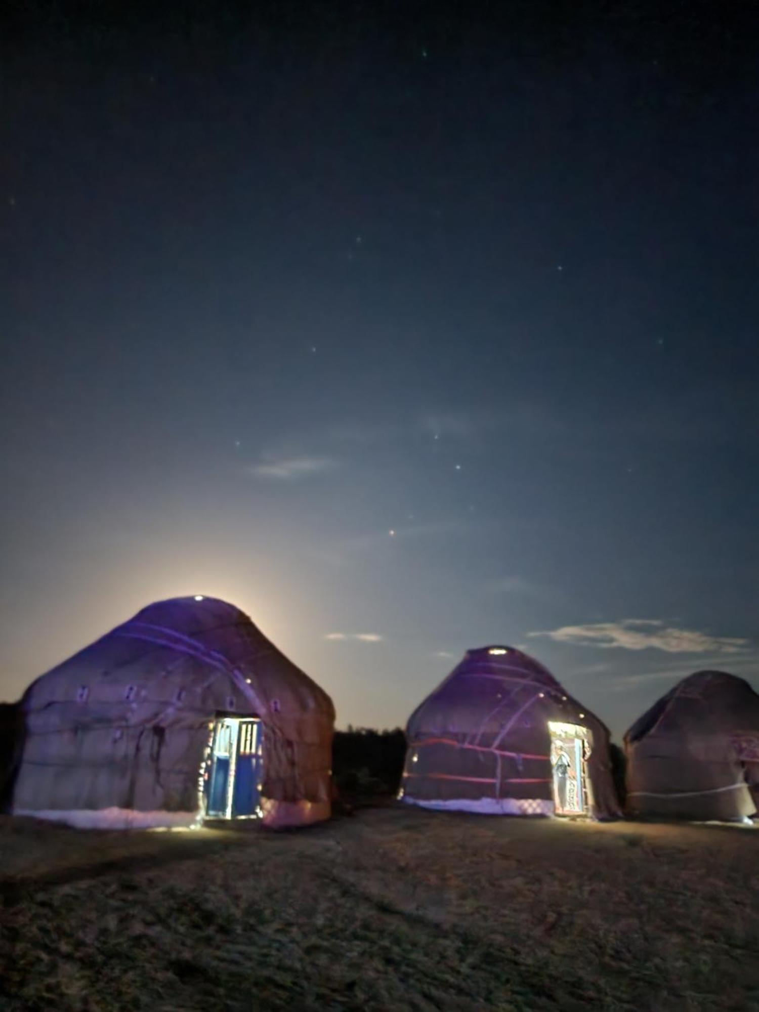 Authentic Uzbek Yurt Camp Eco-Friendly Hotel Nurota Exterior photo