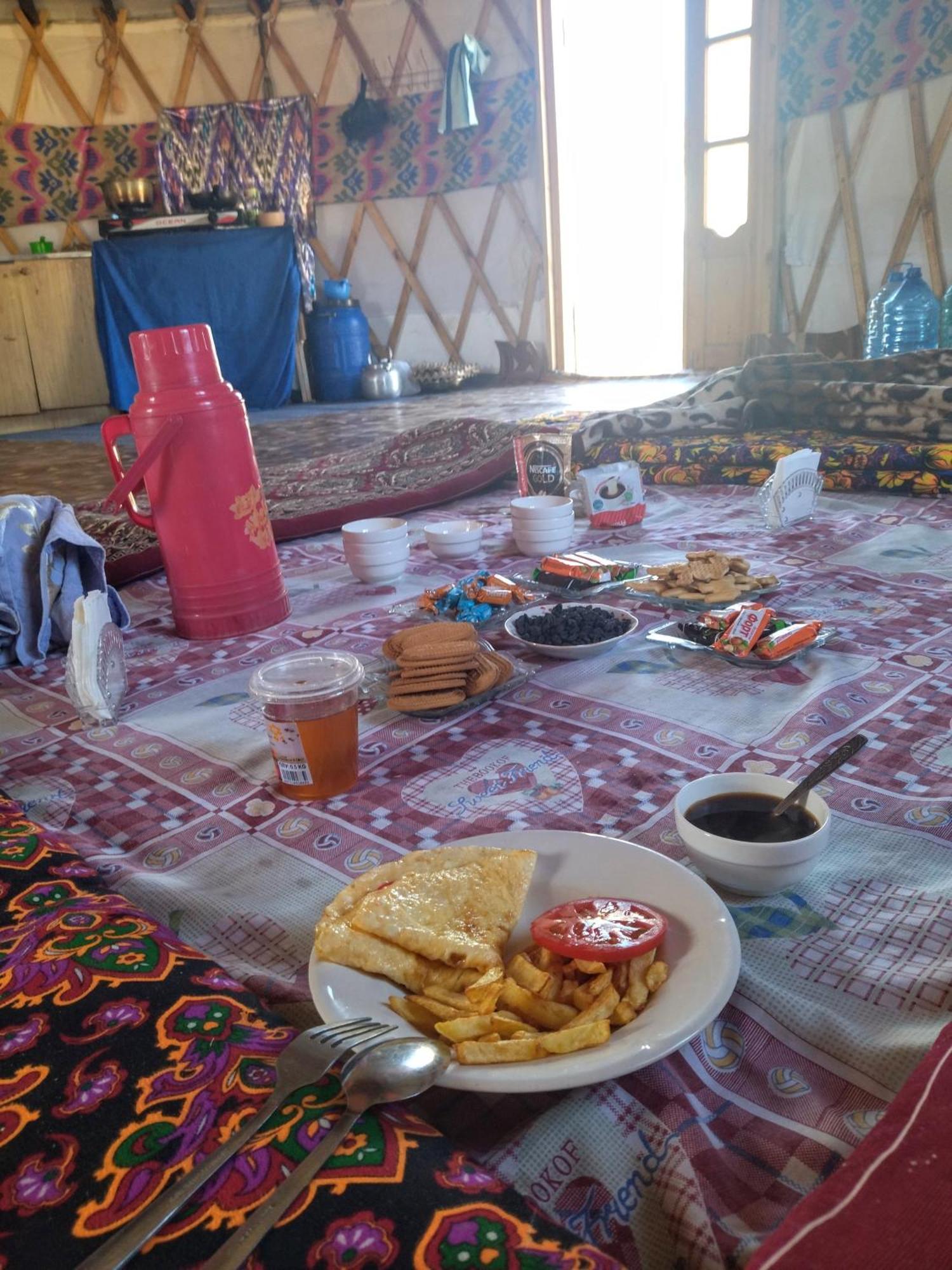 Authentic Uzbek Yurt Camp Eco-Friendly Hotel Nurota Exterior photo
